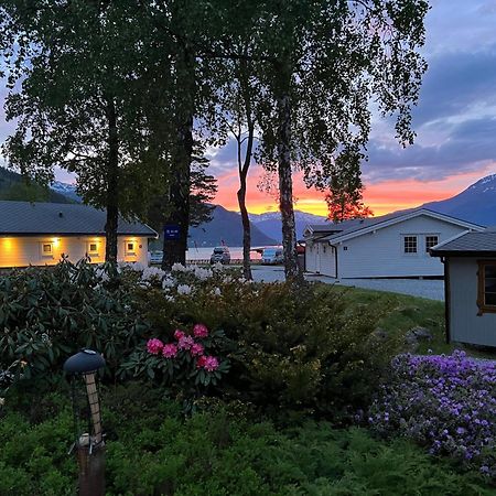 Kinsarvik Camping Hotel Eksteriør billede