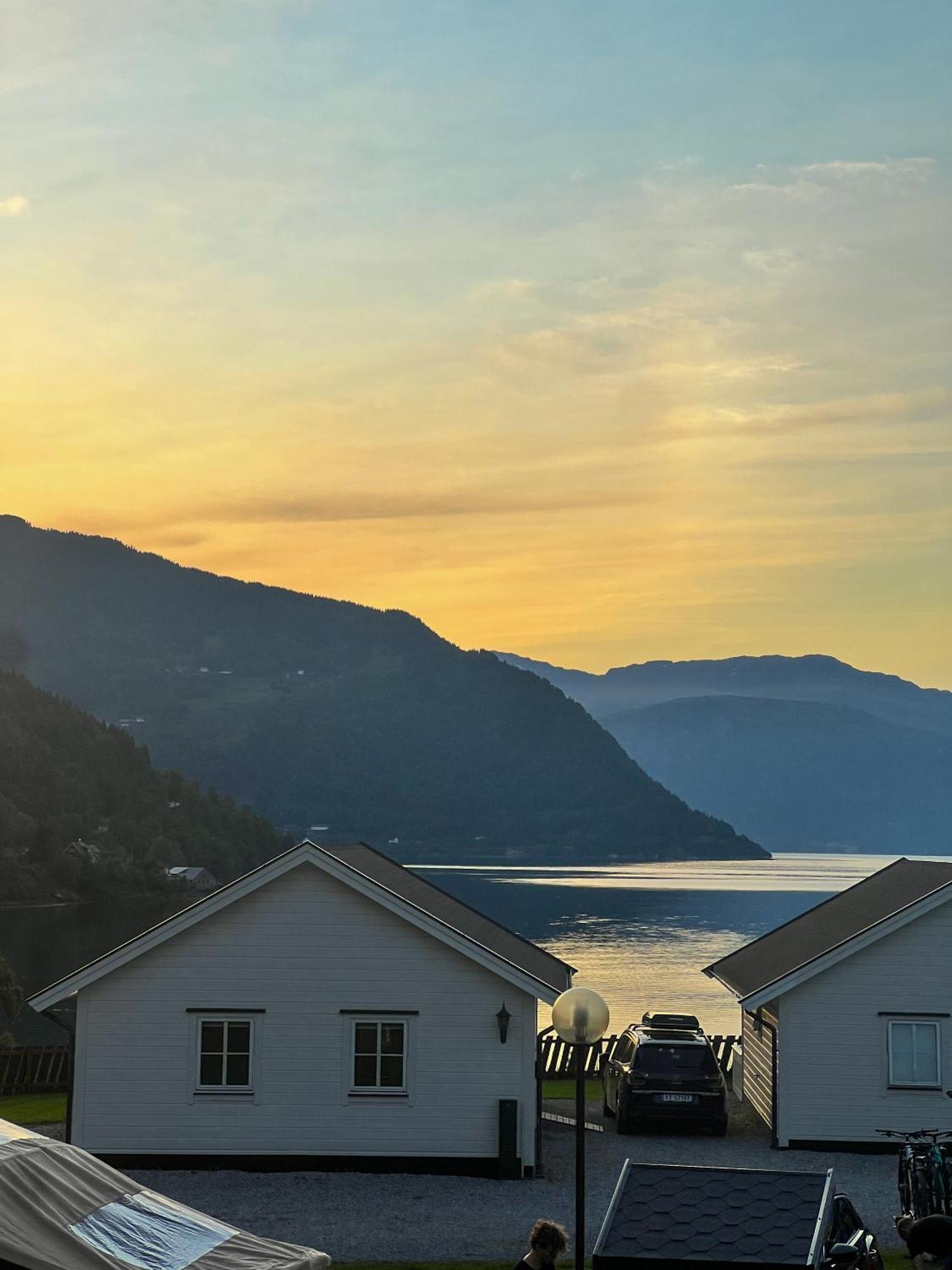 Kinsarvik Camping Hotel Eksteriør billede