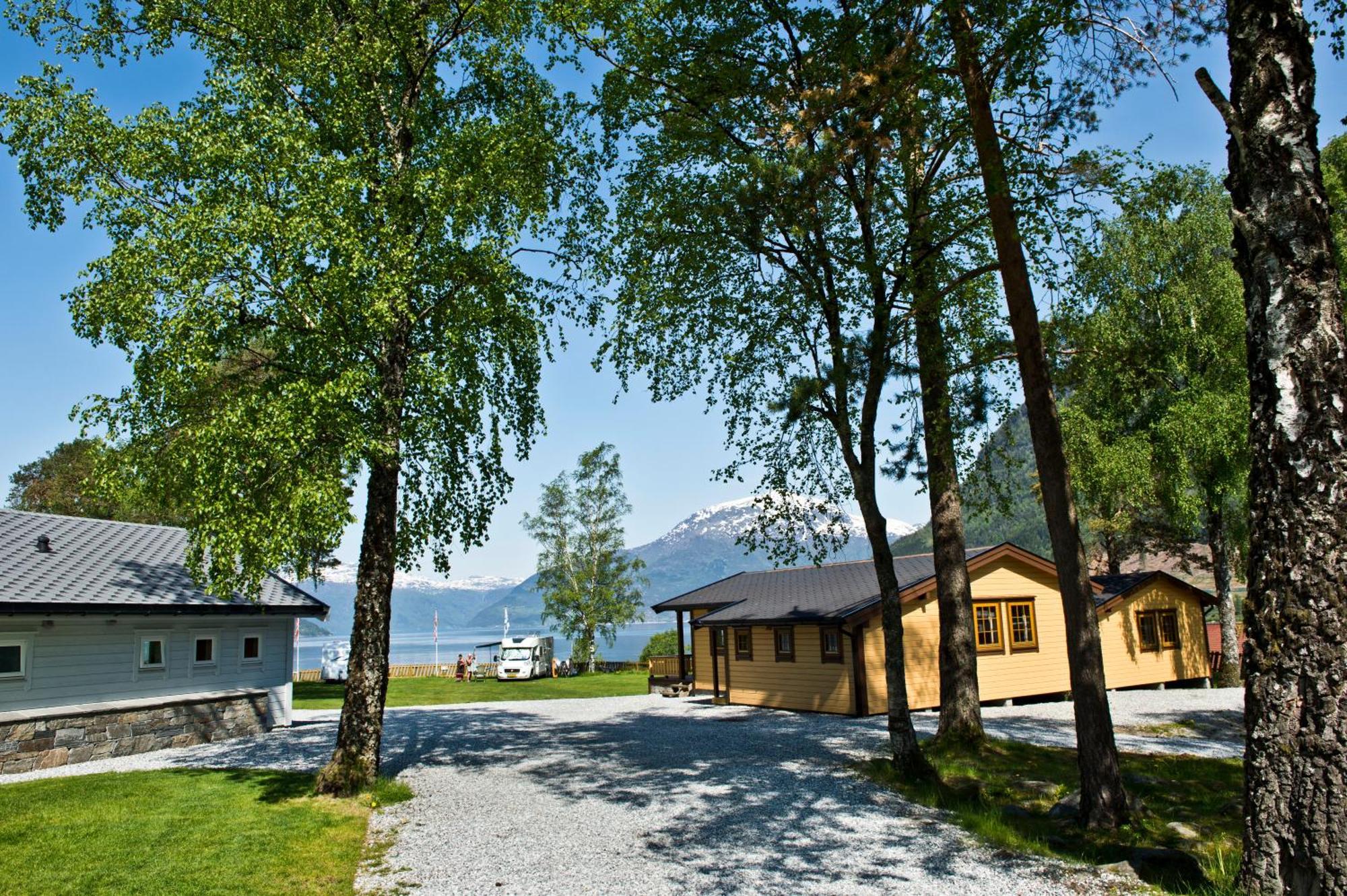 Kinsarvik Camping Hotel Eksteriør billede